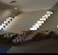 Lamington Hotel Motel - Your Accommodation