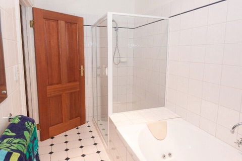 The Banksia 3 Banksia Court - Your Accommodation 7