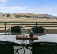 Front 9 Then Dine 3 / 61 St. Andrews Boulevard - Your Accommodation