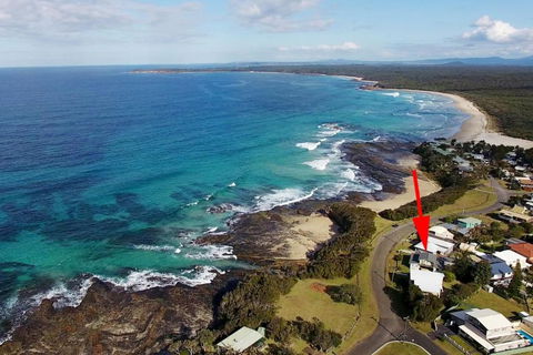 Berrara Cove Beach House - Your Accommodation 4
