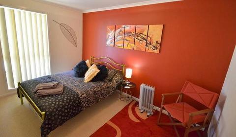 Art On Hart - Your Accommodation 3