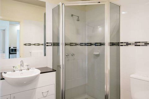 Fairways Resort - Your Accommodation 4