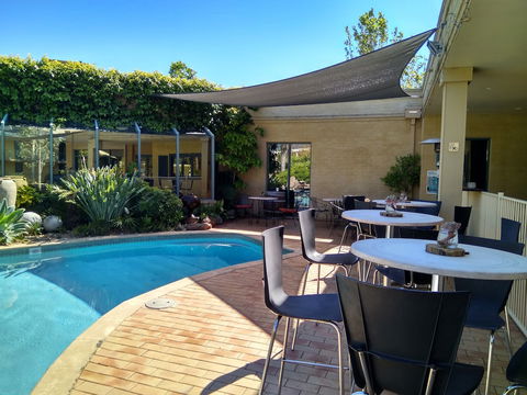 Madison Spa Motel - Adults Only - Your Accommodation 2