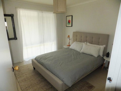 TERRIFIC On TAMARA CRESCENT - Your Accommodation 1
