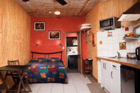The Underground Motel - Your Accommodation 3
