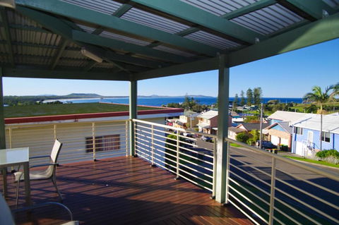 Bella Vista 9 East Street - Your Accommodation 3