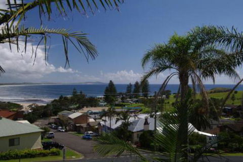 Breakers 2 13 East Street - Your Accommodation 0