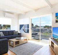 Lazy Days Beach House Jervis Bay  Pet Friendly 4 Mins Walk to Beach - Your Accommodation