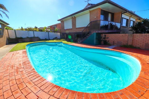 Ripples By The Sea - Your Accommodation 2