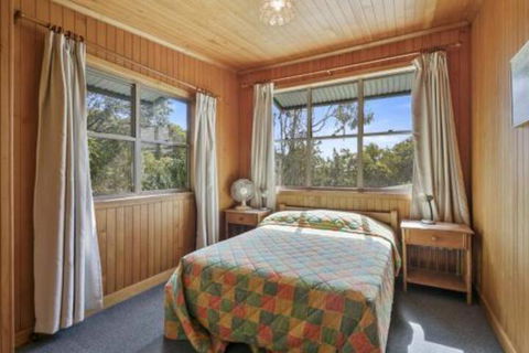 Alinjarra 13 Waller Court - Your Accommodation 2