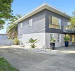 Middle Sea perfect for two families - Your Accommodation