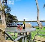 Sanctuary on the Bay fish or kayak from the yard - Your Accommodation