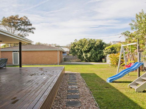 Sand Dunes House & Cabin Accommodation - Your Accommodation 5