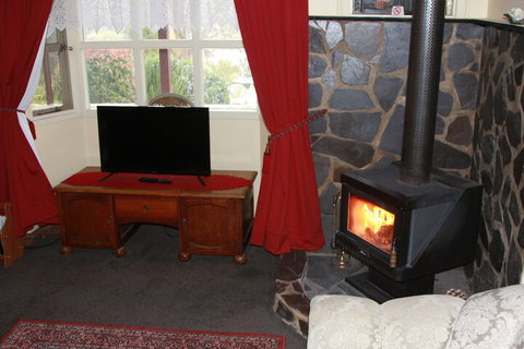 Ayers Burra - Your Accommodation 3