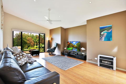 Panorama At The Lake Pet Friendly 15 Mins To Hyams Beach - Your Accommodation 4