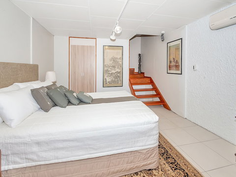 Unique Tropical Rainforest Getaway - Your Accommodation 2