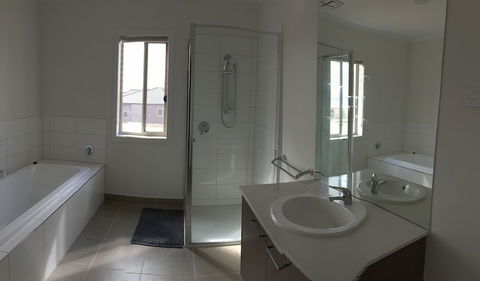 Apple House Point Cook - Your Accommodation 2