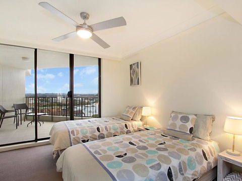 Seascape Apartments Unit 1201A Luxury Apartment With Views Of The Gold Coast & Hinterland - Your Accommodation 4
