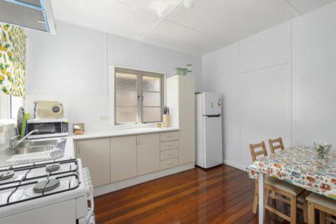 Herbs Hideaway 11 Belmore Street - Your Accommodation 7