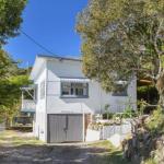Whitecaps 26 East Street - Your Accommodation 0