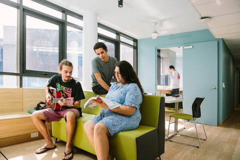 UniLodge John Grey Hall - Your Accommodation 6