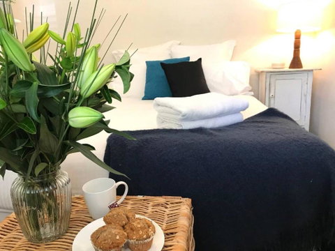 YSG The Edward Townhouse 151 Walk To Town - Your Accommodation 4