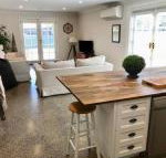 YSG The Edward Townhouse 153 Walk To Town - Your Accommodation