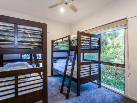 OCEANS 12 ANGLESEA - Your Accommodation 1
