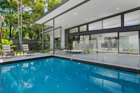 Villa Tiino Clifton Beach - Your Accommodation 0