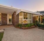 Woorim Secluded Palms Cottage