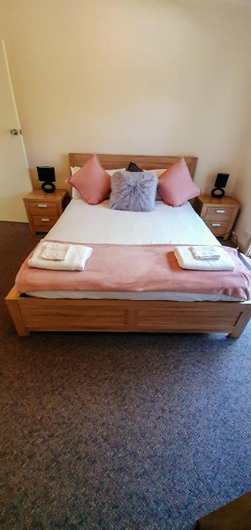 Russell Falls Holiday Cottages - Your Accommodation 4