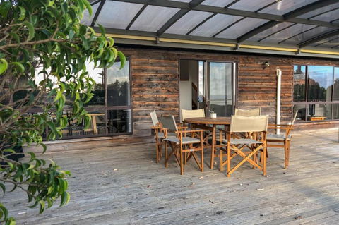 HIDDEN HAVEN Binalong Bay - Your Accommodation 3