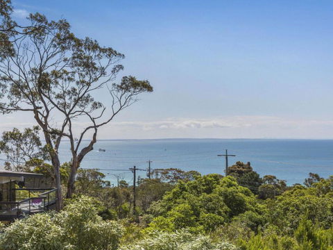 VIEWS At MCCRAE..... - Your Accommodation 2