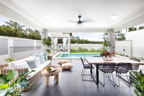 WINDFALL In PALM COVE - Your Accommodation 5