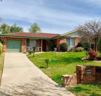 Tidy Home in a Leafy Suburb Great Location - Your Accommodation