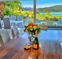 Bella Vista East 3 Luxury Ocean Views Large Flat Grassed Area  Buggy - Your Accommodation