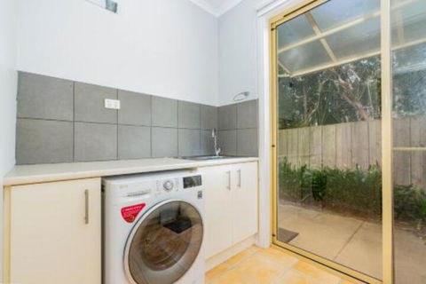 VIEWS FOREVER INVERLOCH - Your Accommodation 2