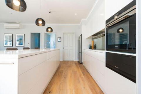 VIEWS FOREVER INVERLOCH - Your Accommodation 4