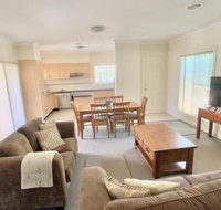 Spacious 2 Bed 2 Bath Villa Central Location Quiet - Your Accommodation