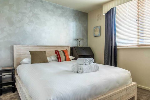 Charming 1 Bedroom Apartment In Vibrant South Yarra - Your Accommodation 2