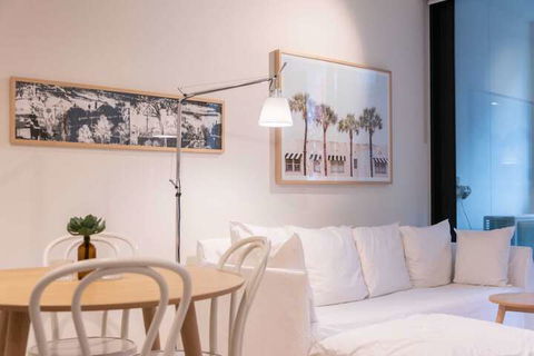 Trendy 1 Bedroom Apartment In The Heart Of Collingwood - Your Accommodation 7