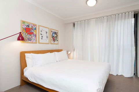 Amazing Studio With Pool In Central Sydney - Your Accommodation 5