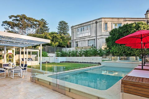 Vaucluse Manor H327 - Your Accommodation 1