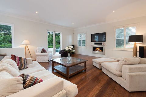 Vaucluse Manor H327 - Your Accommodation 2