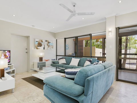 A Superb Location For Enjoying The Best Of Noosa Unit 2 / 69 Noosa Parade - Your Accommodation 1