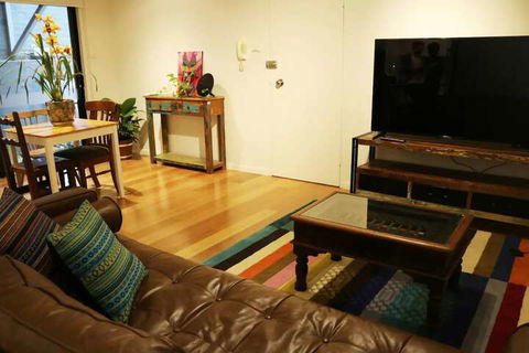Erko Home In The Middle Of The Action With Parking - Your Accommodation 6