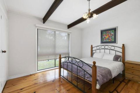 THE BEACH HIVE PET FRIENDLY (OUTSIDE ONLY) INLET SIDE - Your Accommodation 2