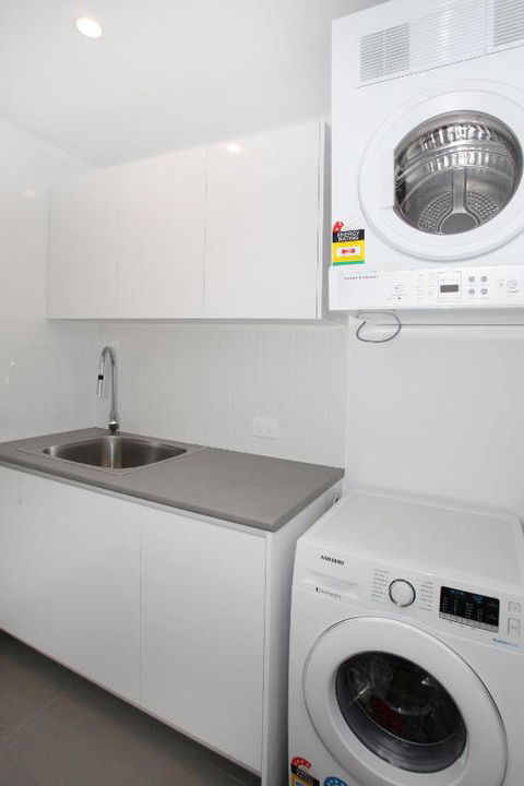 Drift Apartments Unit 406 - Your Accommodation 6