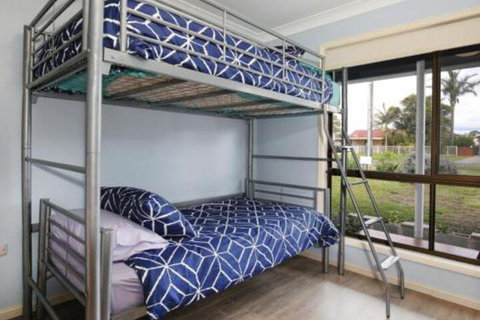 Bahia Pet Friendly 10 Min Walk To Bay - Your Accommodation 5