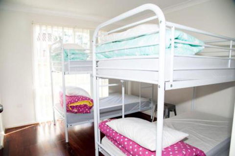 Families Escape To The Coast - Your Accommodation 2